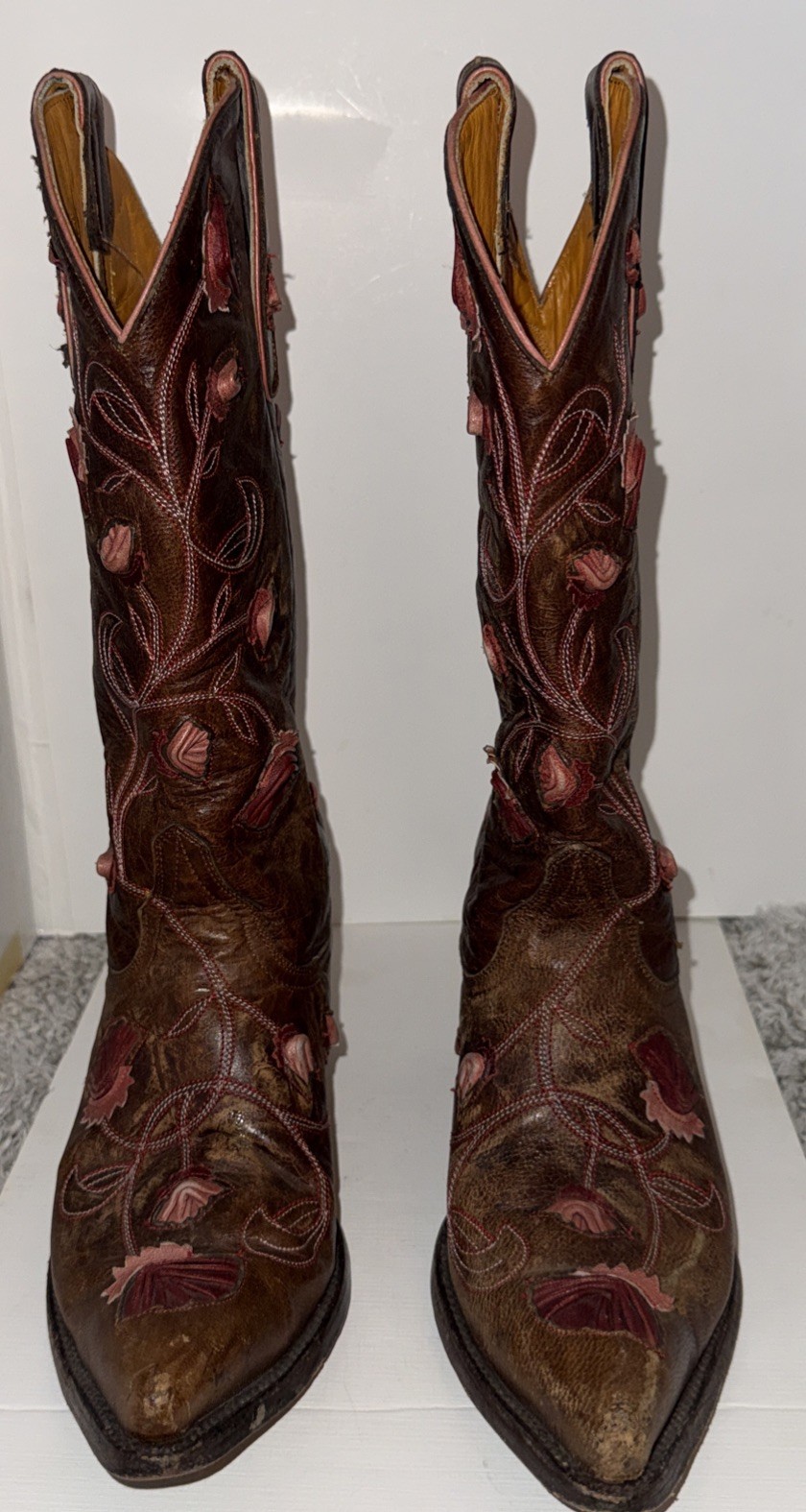 Old Gringo, Abby Rose Embroidered Red/Pink Flower Western Snip Toe Boots Sz 6B
