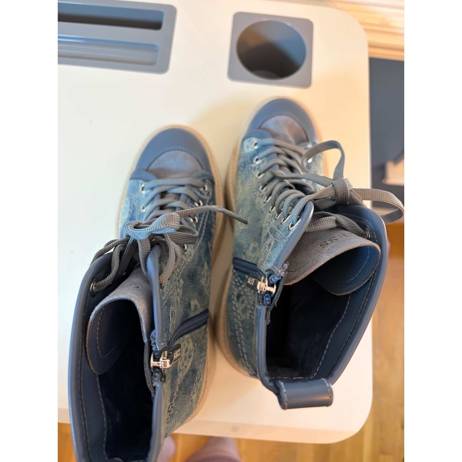 Guess Combat Boots Womens 8M Denim Monogram Platform Lug Sole Blue Zip Up