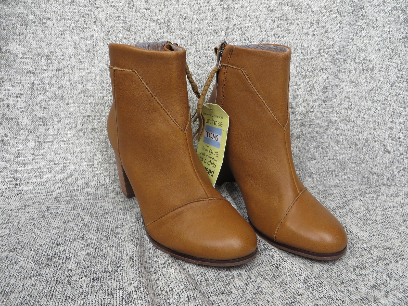 TOMS Boots Womens Size 8 Warm Tan Leather Lunata Bootie Block Heel 10008993
