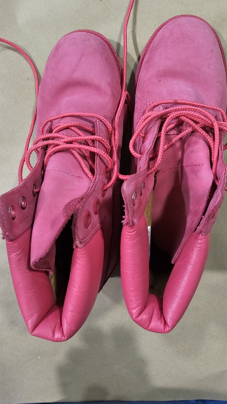 Timberland Hot Pink 6 Inch Ankle Boots For Women size 5