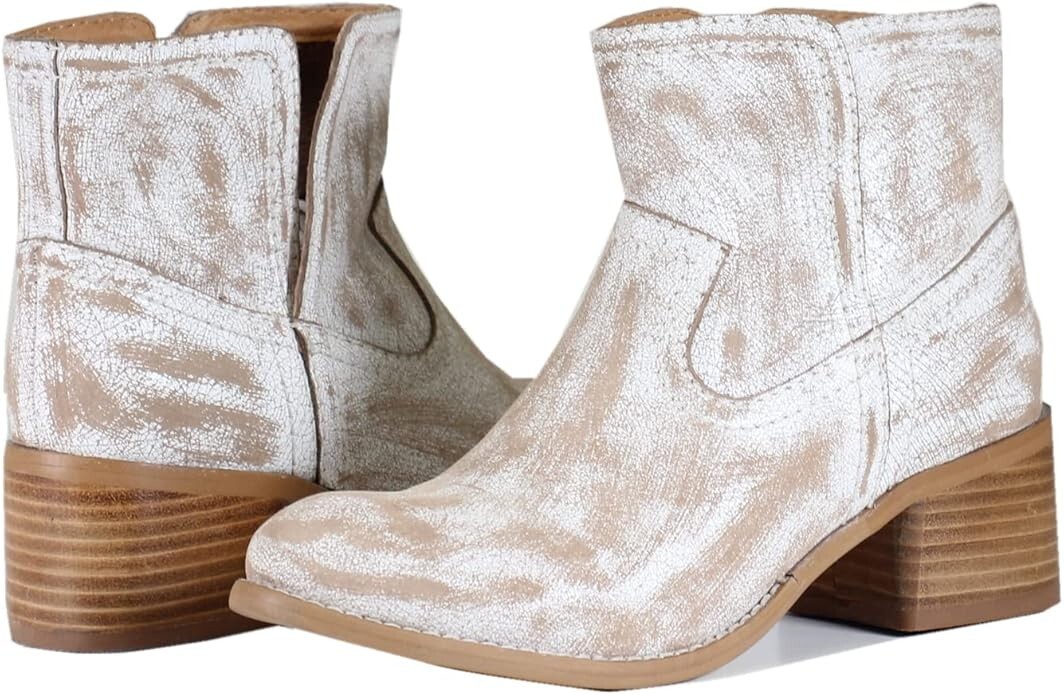 Diba True Women’s Walnut Grove Fashion Boot, White – US 7.5